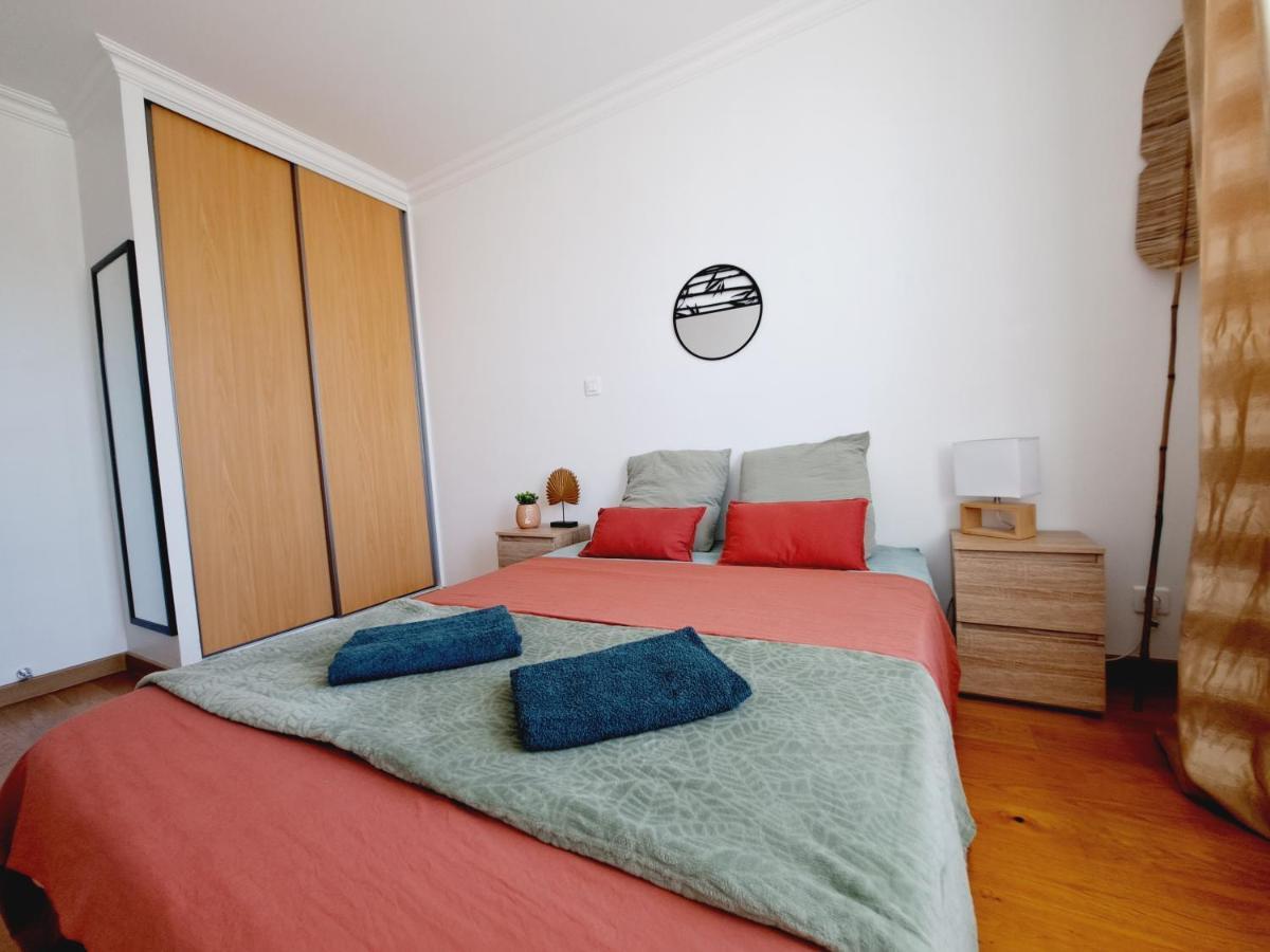 Appartement Bora Bora Нарбон Екстериор снимка